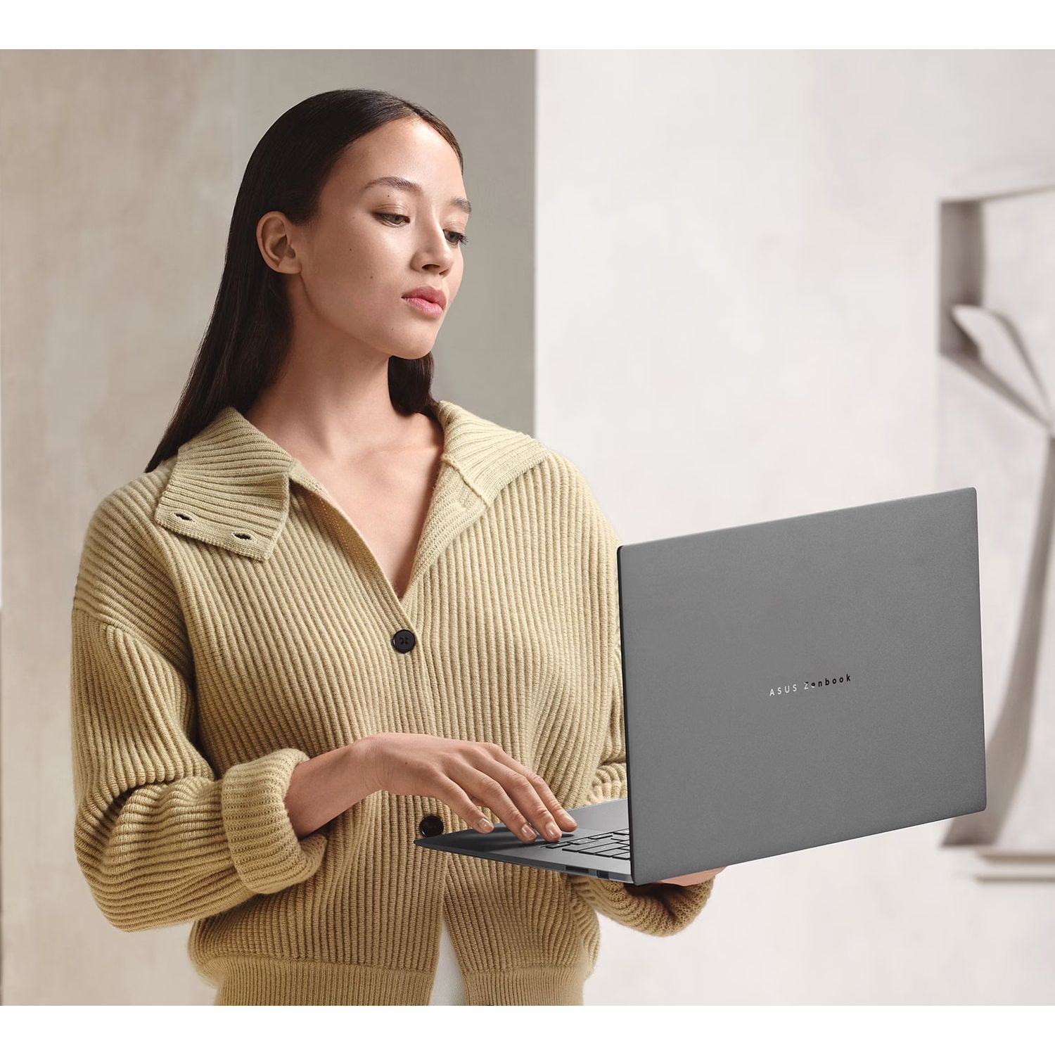 Ноутбук ASUS UM5606GA-SS179W (90NB17H5-M00CL0)